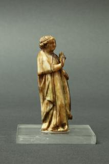 Relief (appliqué) (Side)