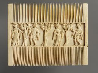 Comb (peigne double) (Side 1)