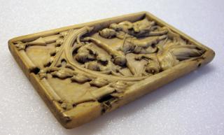 Wing, right (fragment of a diptych), 1 register, 1 arch across (plaquette) (Side)