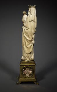 Statuette (Back)