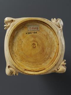 Mirror case (valve de miroir) (Back)