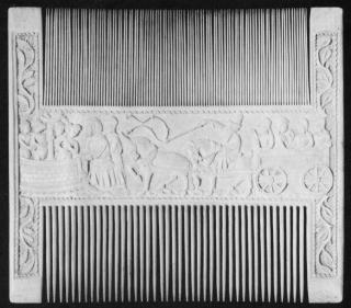 Comb (peigne double) (Side 1)