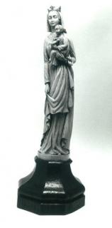 Statuette (Front)