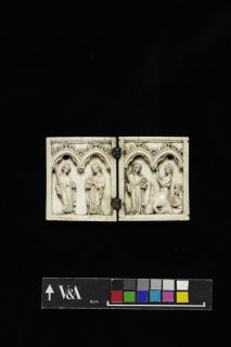 Diptych, 1 register, 2 arches across (plaquettes, frise d'arcatures) (Front)
