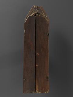 Gabled triptych, 3 registers and 2 registers, 1 arch across (Front, closed)
