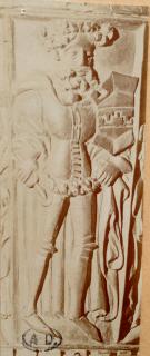 Chalice-shaped reliquary or pyxis (?) (Detail, possibly Godfrey of Bouillon)
