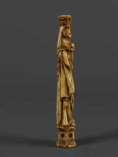 Statuette (Side)