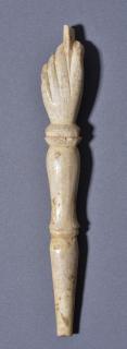 Stylus, hair parter (gravoir) or piece used in the game of Honchets or Jonchets (Front)