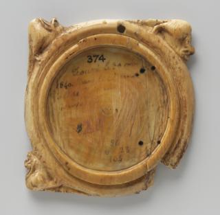 Mirror case (valve de miroir) (Back)
