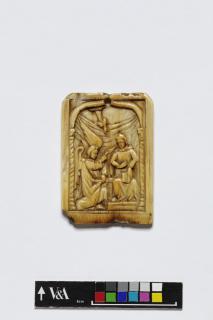 Panel (possibly used as a pendant), 1 register, 1 arch across (plaquette) (Front)