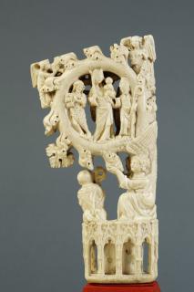 Head of crozier (crosse) (Side 1)