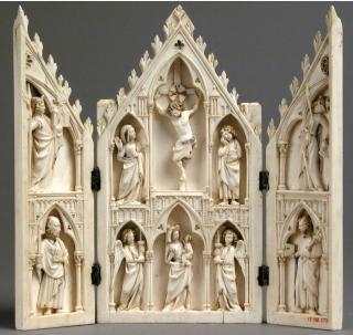 Gabled triptych, 2 registers (colonnettes; frise d'arcatures) (Front, open)