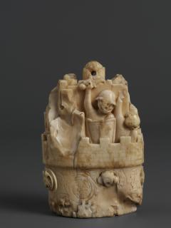 Chess piece (king?) (Back)