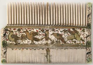 Painted comb (peigne double) (Side 2)