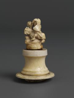 Statuette (Side)