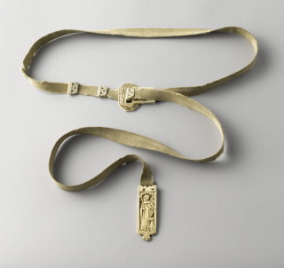 Belt with ivory buckle, pendant and stops (ceinture)