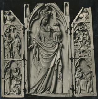 Gabled triptych, with arches (colonnettes) (Front)