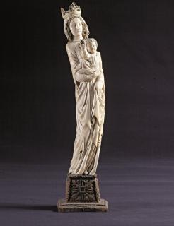 Statuette (Front)