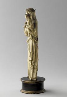 Statuette (Side)