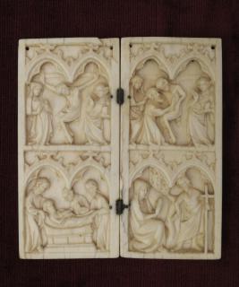 Diptych, 2 registers, 2 arches across (frise d'arcatures) (Front)