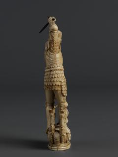 Statuette (Side)