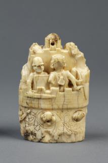 Chess piece (king?) (Front)