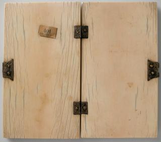 Diptych, 2 registers, 3 arches across (frise d'arcatures) (Back)