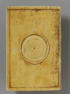 Writing tablet, 1 register, 3 arches across (plaquette; frise d'arcatures; tablette à écrire). (Back)