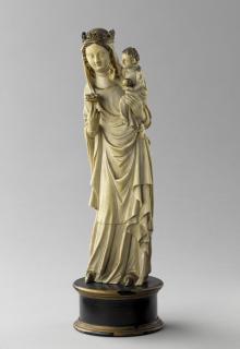 Statuette (Front)