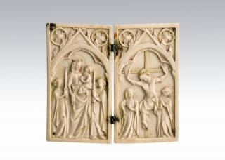 Diptych, 1 register, 1 arch across (plaquettes) (Front)