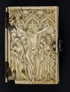 Diptych, 1 register, 3 arches across (plaquettes; frise d'arcature); reused as part of the binding of a book (Wing, right (upper cover))