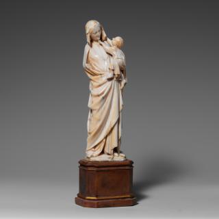 Statuette (Front)