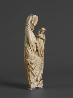 Statuette (Side)