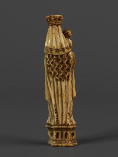 Statuette (Back)