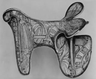 Saddle (selle); so-called 'Tratzberg Saddle' (Left side)