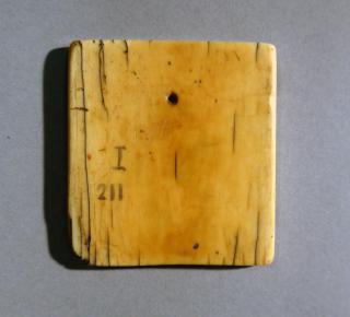 Wing, right (fragment of a diptych), 1 register, 3 arches across (frise d'arcatures) (Back)
