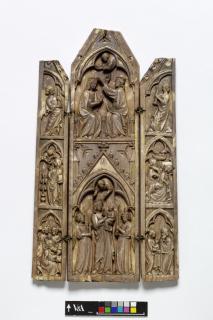 Gabled triptych, 3 registers and 2 registers, 1 arch across (Front)