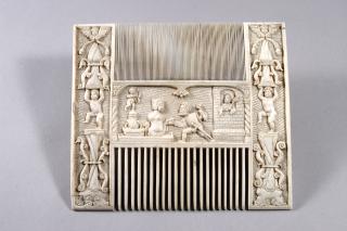 Comb (peigne double) (Side 1)