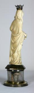 Statuette (Back)