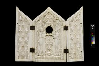 Ogee-shaped triptych, 1 register (Front)