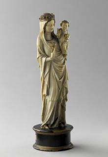 Statuette (Front)