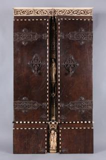 Openwork triptych, 4 registers (ajouré) (Closed)