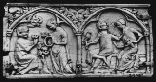 Panel (fragment of a casket), 1 register, 2 arches across (coffret; frise d'arcatures; colonnettes) (Front)