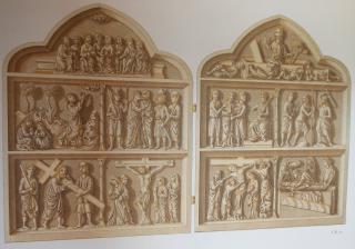 Trefoil-top diptych, 3 registers (Front)