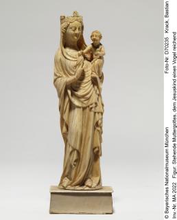 Statuette (Front)