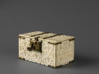 Casket (coffret)