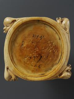 Mirror case (valve de miroir) (Back)