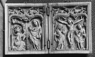 Diptych, 1 register, 1 ogee arch (plaquettes; colonnettes) (Front)