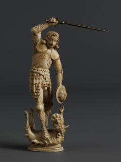 Statuette (Front)