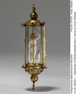 Statuette; enclosed in a pendant (fragment of a monstrance) (Back)